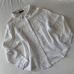 Women's Textured Lightweight Button Down Shirt